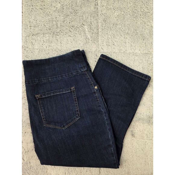 Lee Sculpting Jeans. Capri. Slim Fit. Mid-rise. Size 18. NWT - Picture 5 of 9